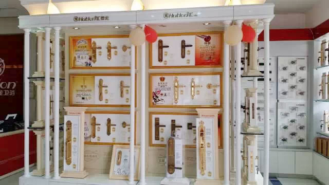 亚洲性夜色九九九久久久